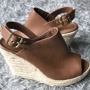 Summer wedges!